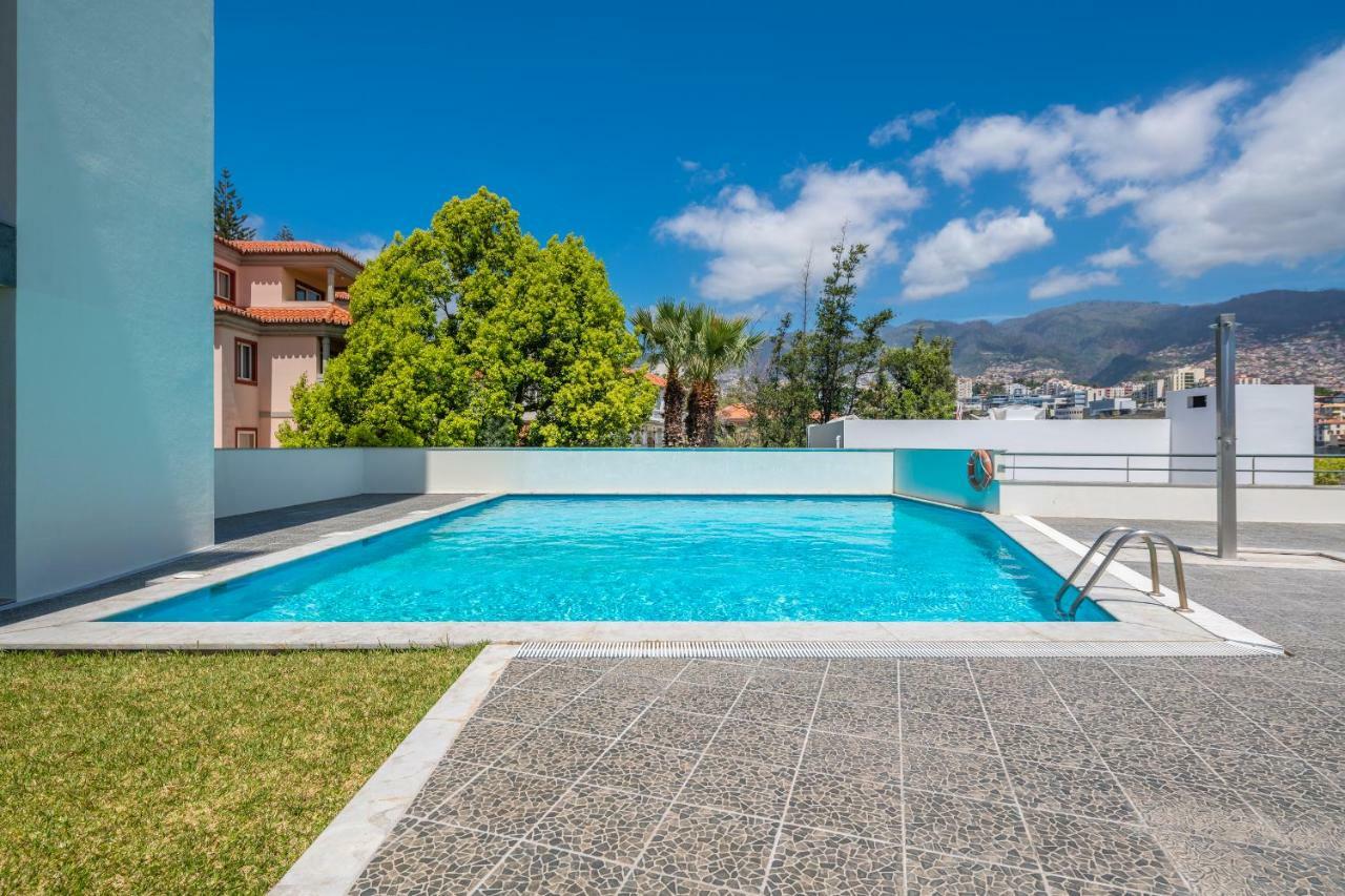 Miramar Apartment With Pool By Hr Madeira Funchal  Kültér fotó
